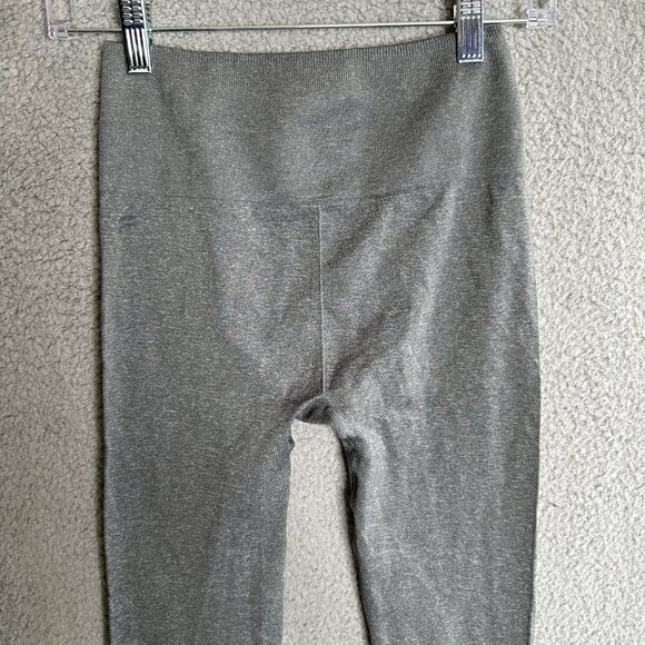 Fabletics Seamless Leggings XS Gray High Rise Compression Workout Pants - Picture 6 of 12
